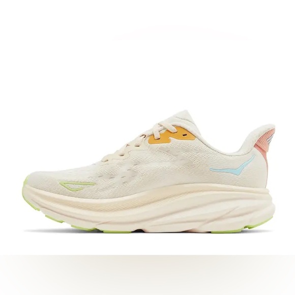 NIB HOKA Clifton 9, Size 7B Running Shoes - Picture 8 of 10